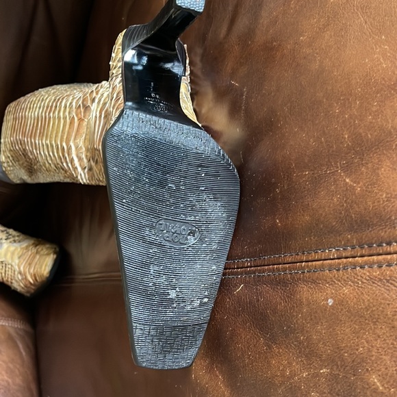 Gold/ Tan color PYTHON BOOT with shades of gray and dark brown. - Picture 6 of 8